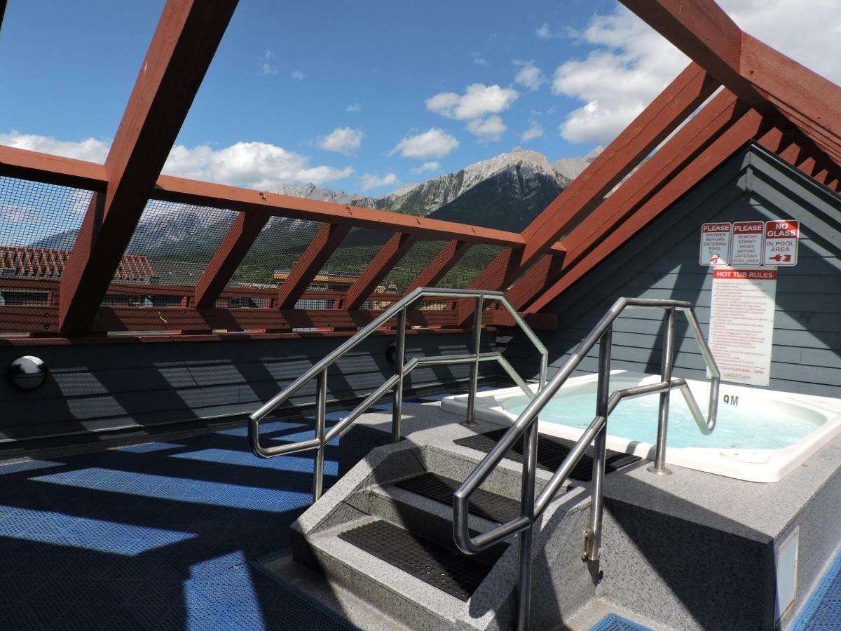 Fenwick Vacation Rental Open Hot Tub Glorious Mountain 2 Bedroom Canmore Kültér fotó