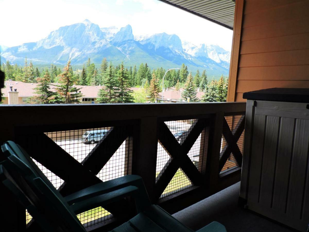 Fenwick Vacation Rental Open Hot Tub Glorious Mountain 2 Bedroom Canmore Kültér fotó