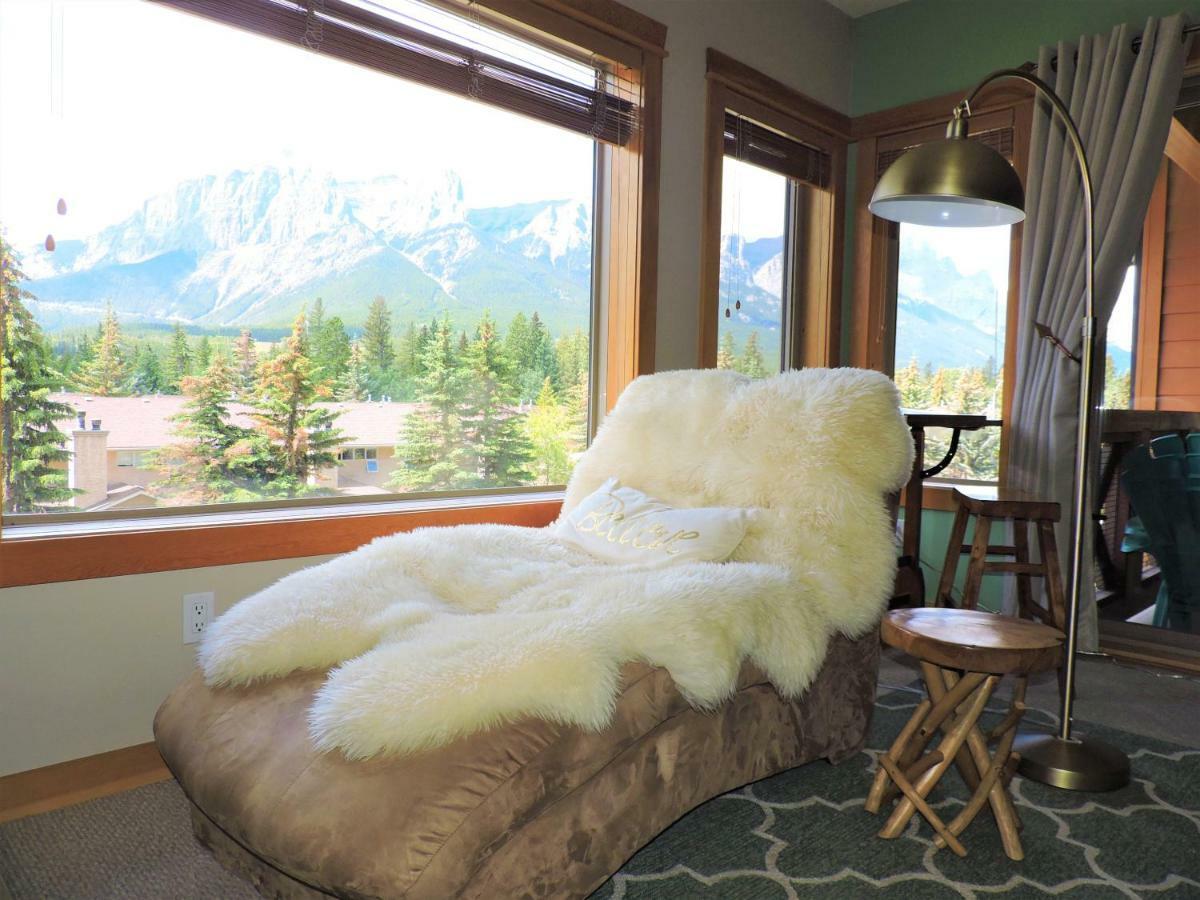 Fenwick Vacation Rental Open Hot Tub Glorious Mountain 2 Bedroom Canmore Kültér fotó