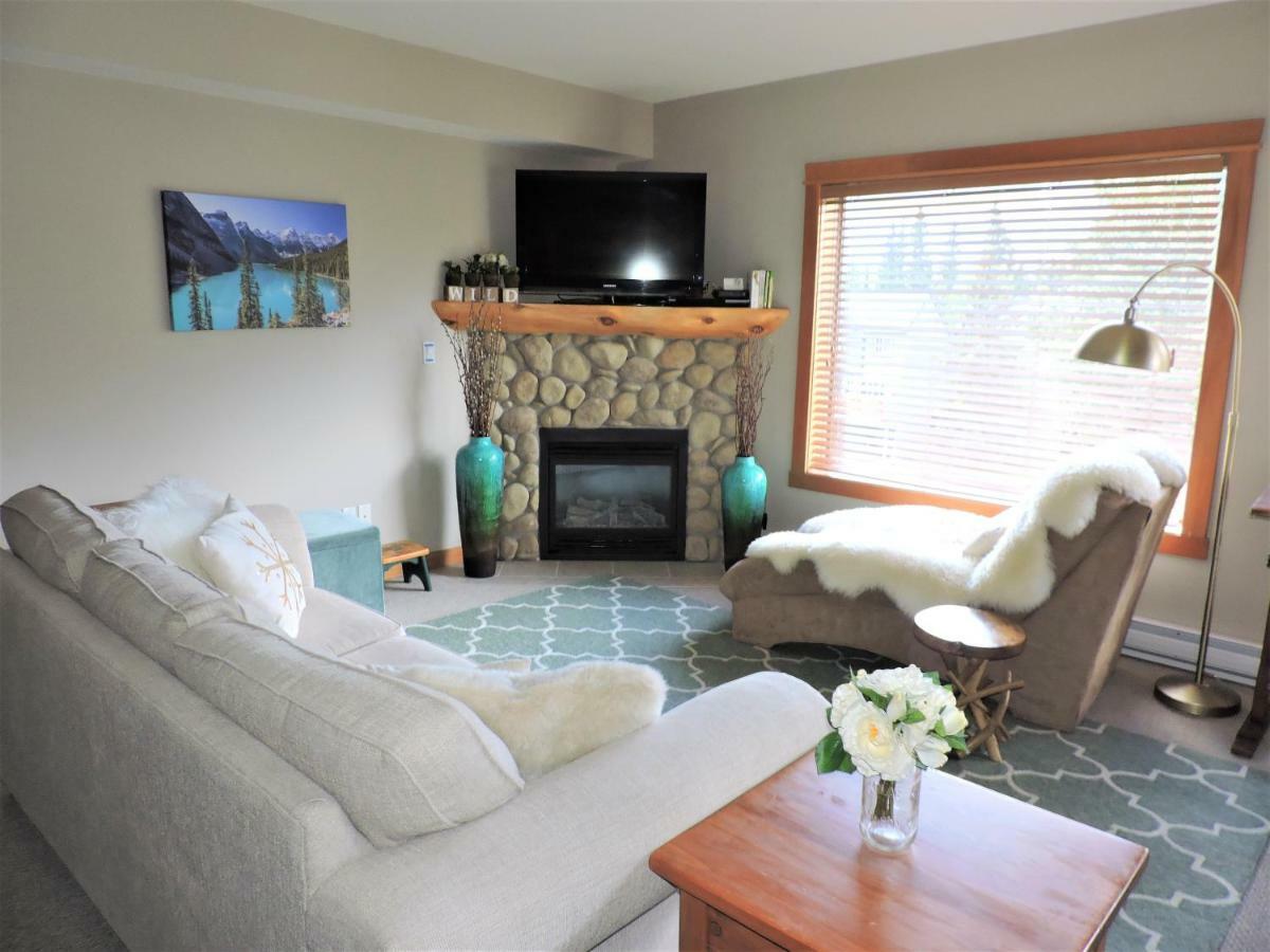 Fenwick Vacation Rental Open Hot Tub Glorious Mountain 2 Bedroom Canmore Kültér fotó